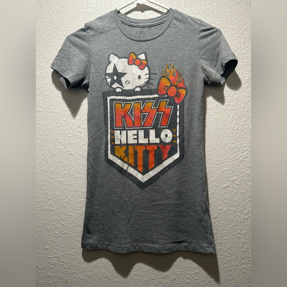 KISS X Hello Kitty tee shirt